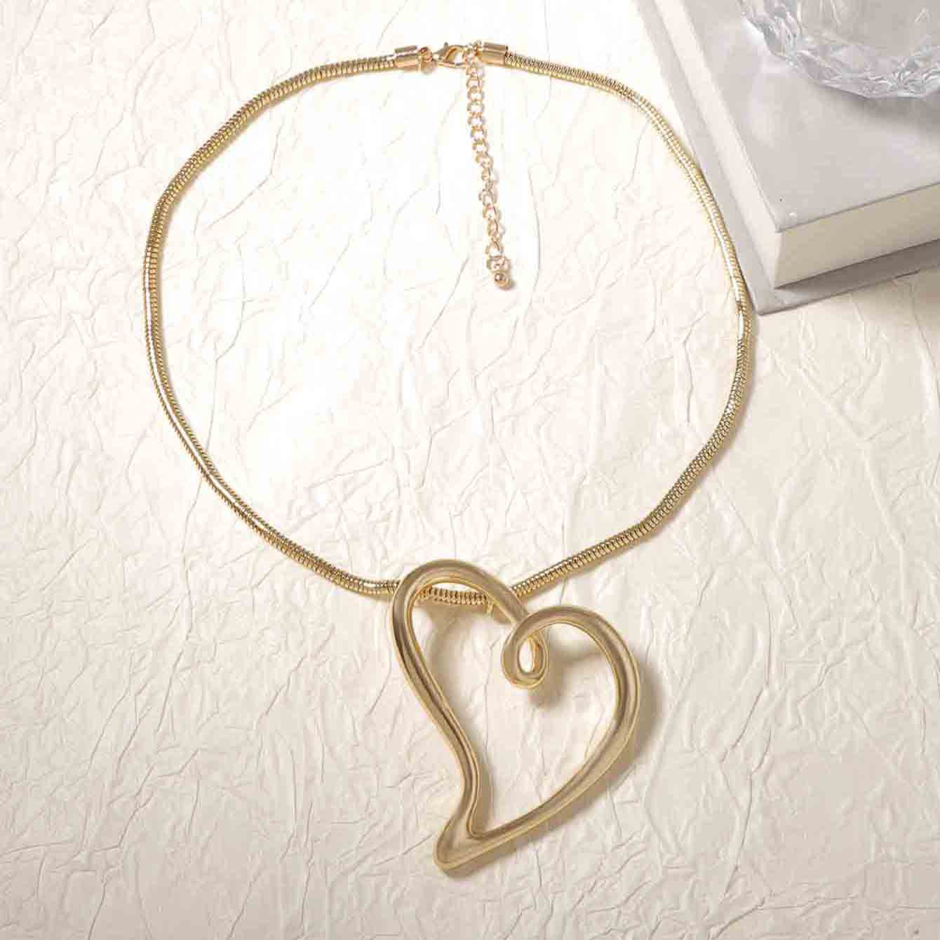 Simple and fashionable rope style metal chain alloy hollow heart pendant necklace versatile casual women's style